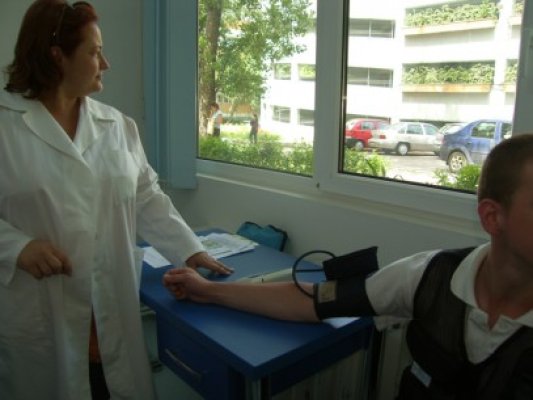 Studenţii au donat sânge la Centrul de Transfuzii Constanţa